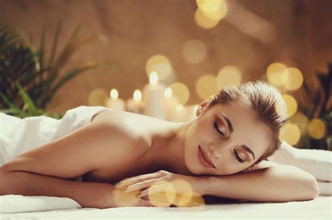 Cbd Oil For Massaging Does It Make Your Massage More Relaxing Fashion Gone Rogue