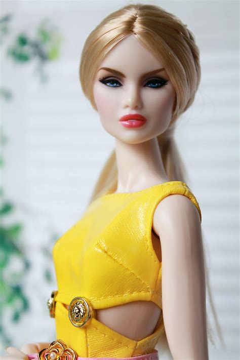 She Owns Everything Erin Barbie Fashion Beautiful Barbie Dolls Fashion Dolls