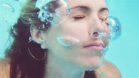 What Blowing Bubbles Underwater Taught Me About Conquering Fear