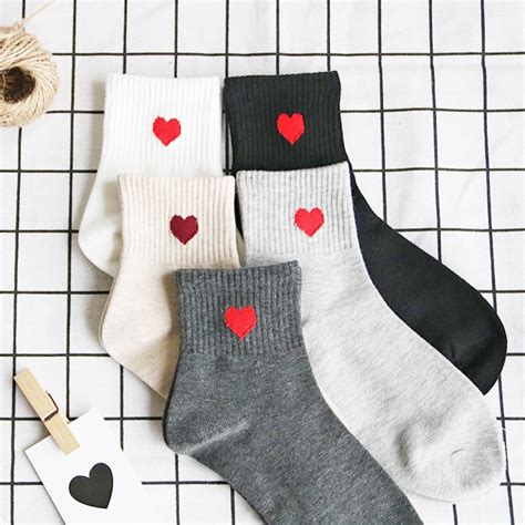 Womens Socks Women Cute Love Heart Print Cotton Harajuku Socks White Black Girl Female Sock