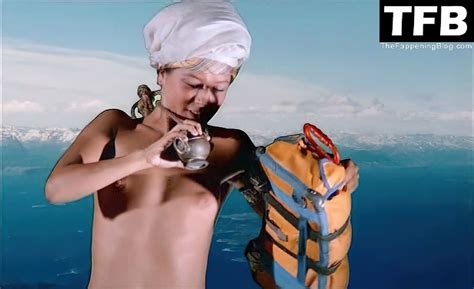 Catherine Zeta Jones Nude Les Nuits Pics Video TheFappening