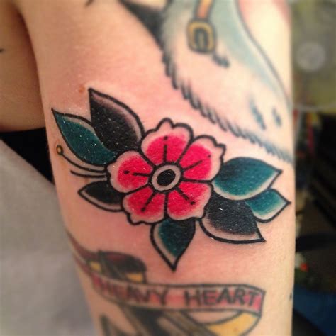 Courtney Oshea Traditional Tattoo Flowers Traditional Tattoo Small