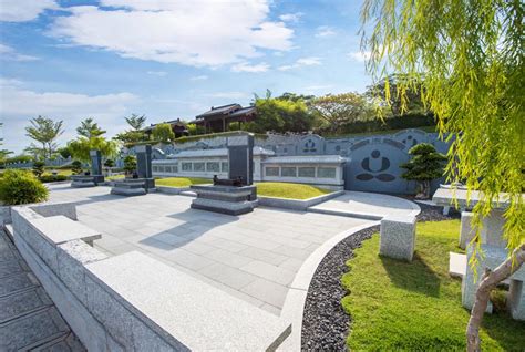 Nirvana memorial park (klang) is further invigorated by heaven's made good chi, which is in perfect harmony with the surrounding verda. Nirvana Memorial Park (Klang) Burial Plots and ...