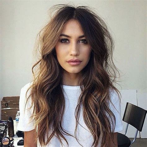 Messy Wavy Hairstyle For Long Hair Boho Chic Hairstyles Shag Hairstyles Pretty Hairstyles