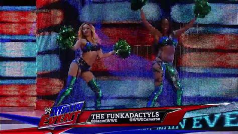 The Funkadactyls Vs Nikki Bella And Alicia Fox Video Dailymotion
