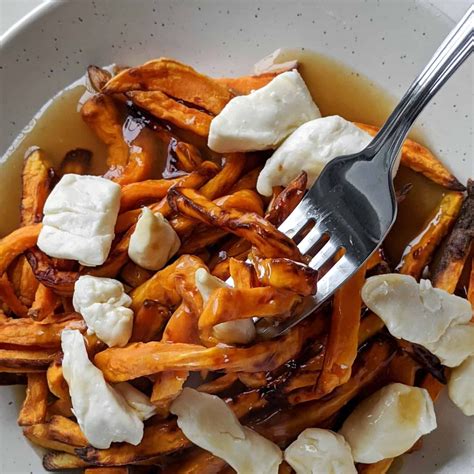 Healthy Sweet Potato Poutine Taste Blossoms Recipe In 2020