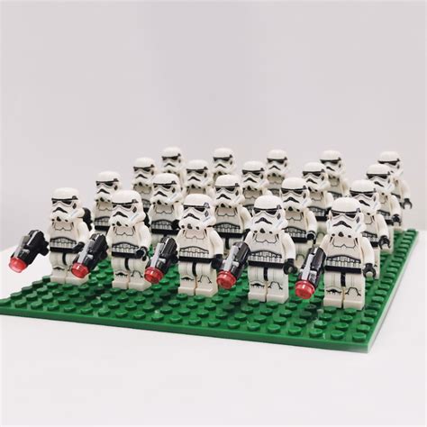 Lego Star Wars Stormtrooper Starter Set 100 Minifigures In One Box
