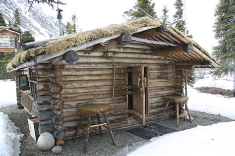 You can reduce stress while saving time and money. How to Build an Off Grid Log Cabin: For FREE! | Home ...