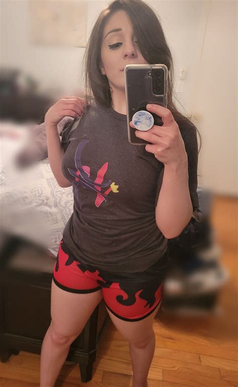 Nerdy Senpai 🌸 On Twitter Do Not Judge My Mismatched Jammies Or Messy