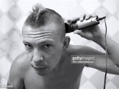 Head Shave Men Photos And Premium High Res Pictures Getty Images