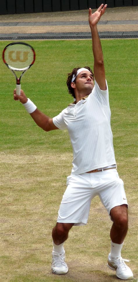 El tenista suizo roger federer tuvo un regreso triunfal en doha tras 13 meses alejado de las canchas por lesión. Roger Federer - Wikiquote
