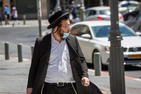 Hasidic Jew Stock Photos Pictures And Royalty Free Images Istock