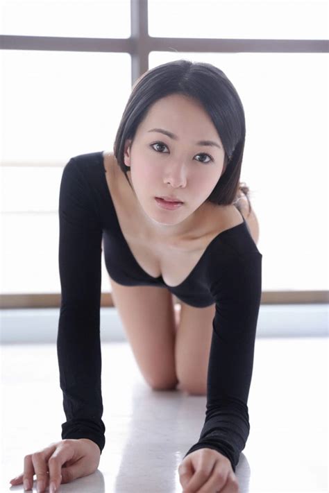Yuko Shimizu Pictures Nude Photos Swimsuit Gravure Image And Semi
