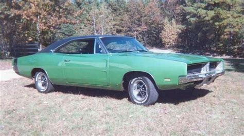 Bright Green 1969 Chrysler Dodge Charger Paint Cross Reference