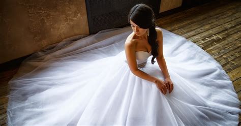 Finding Your Dream Wedding Dress 6 Tips