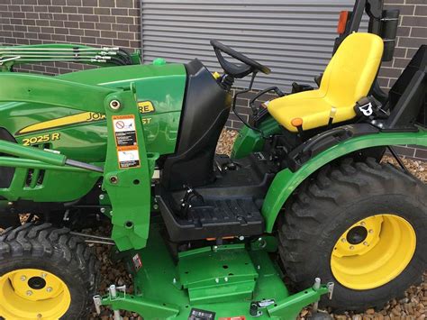 2014 John Deere 2025r Tractor For Sale 105 Hours Maryville Mo