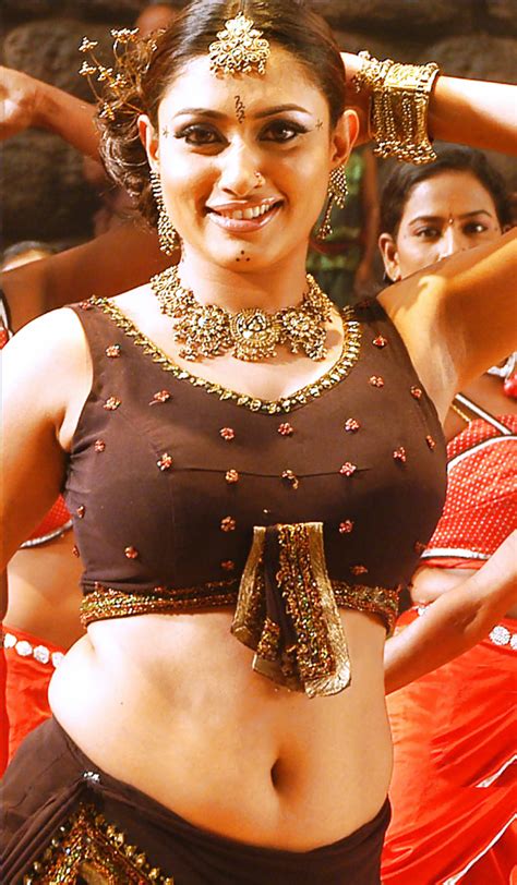 Tamil Actress Malavika Hot N Spicy Photo Gallery