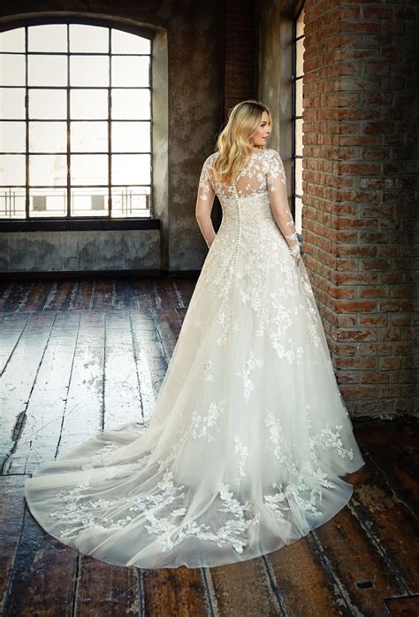 Bei fashn.de online nach mode stöbern, vergleichen und kaufen. Eddy K Bridal 2020 in 2020 | Brautkleid, Plus size bräute ...