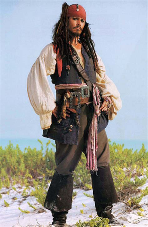 Make Your Own Pirate Costume Diy Halloween Costume Ideas Homemade How To Hubpages