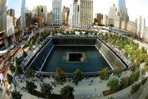 911 Memorial Reflecting Pool September 11 2001 Photo 31302412