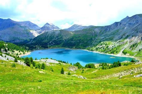 Le Lac Dallos Plus Grand Lac Naturel Daltitude Deurope Alpissime