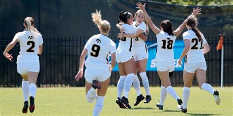 Womens College Soccer A Look At What Happened In The First Round Of