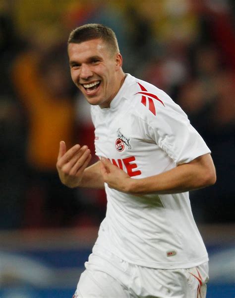 Kein Wechsel Innerhalb Der Bundesliga Lukas Podolski Reizt Das Ausland