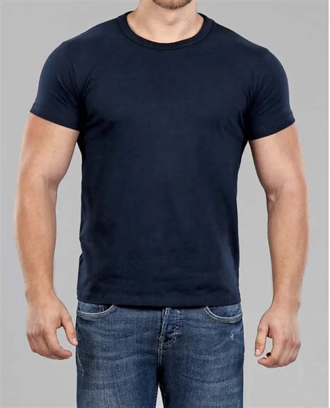 6 Best T Shirts For Muscular Men [2021 Guide] The Modest Man