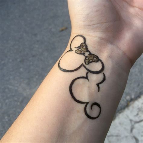Henna Tattoos In Disney Springs Vansoldskoolblackandwhitemens