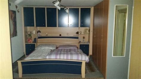 Bett mit überbau 3,27m breit,schrank 3 m. Schlafzimmer mit überbau in Dornbirn - Schränke, Sonstige Schlafzimmermöbel kaufen und verkaufen ...