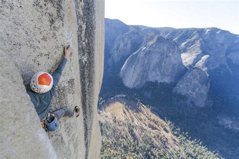 Rock Climber Crack Climbing On The Nose El Capitan In Yosemite Stock Photo