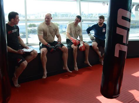 Air Force Special Warfare Ufc Fighters Share Bonds Sweat Stories Of