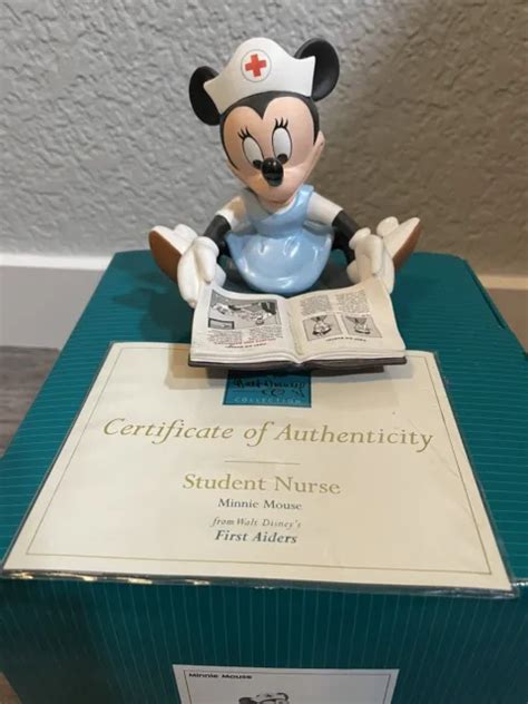 Walt Disney Wdcc First Aiders Student Nurse Minnie Mouse Figurine 110