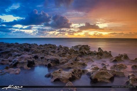 Blowing Rocks Color In The Sky Jupiter Florida Royal Stock Photo