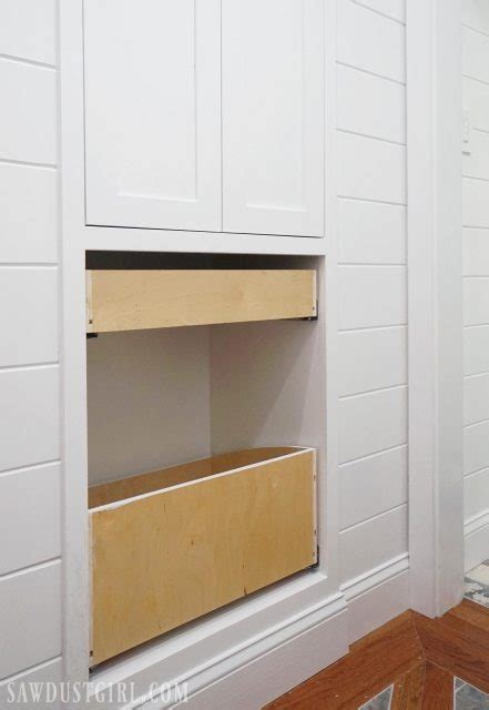 Want to build your own diy linen cabinet? Built-in Linen Cabinet - Sawdust Girl®