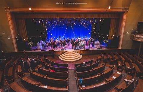 Nashville Wedding At The Ryman Auditorium — Joe Hendricks Photography