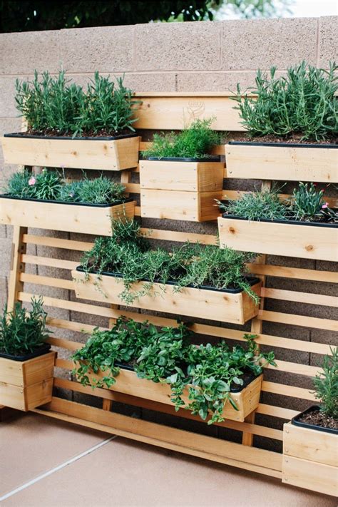 41 Diy Creative Vertical Garden Wall Planter Boxes Ideas Viral