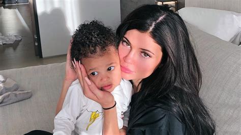 Kylie revealed her sunday was spent in the hospital with her daughter, stormi, who she says suffered an allergic reaction. Kylie Jenner Gives Baby Stormi An 'A For Effort' For Adorable Pronunciation Of Her Own Name | Access