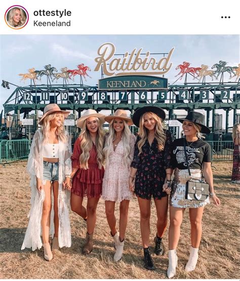 Nashville Look In 2021 Nashville Style Outfits Country Festival Outfit Country Concert Outfit