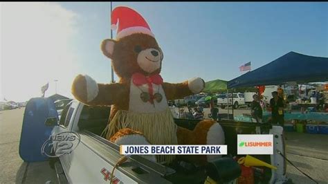 Jimmy Buffett Returns To Jones Beach Fans Turn Out To Tailgate
