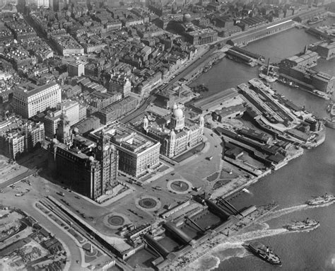 View of the Pierhead Liverpool c1930 | Liverpool docks, Liverpool history, Liverpool town
