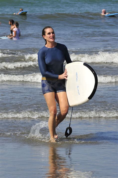 Brooke Shields Surfing In Costa Rica Hottest Celebrities Beautiful Celebrities Beautiful
