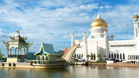 Cruise to Bandar Seri Begawan, Brunei | Asia Cruises