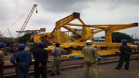 Crane Collapse Visakhapatnam Hindustan Shipyard Crane Collapse Video