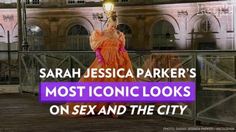 sarah jessica parker s most iconic looks on sex and the city