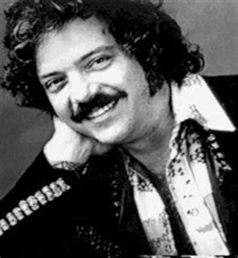 Born 20 march 1939, brooklyn) is an american salsa music performer, composer and producer. SalsaCanal: Larry Harlow