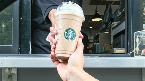 This Starbucks Employee S Drive Thru Story Reveals A Shocking Truth