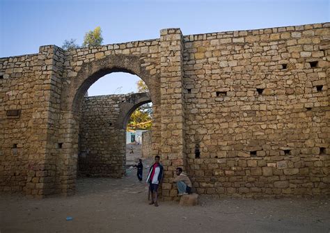 City Wall And Gate In Harar Ethiopia Ethiopia City Wonders Of The