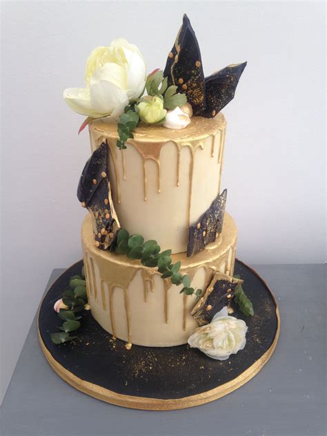 Black And Gold Chocolate Shard Drip Cake Torte