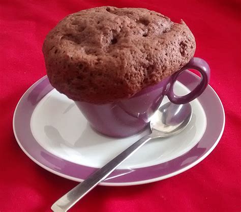 Wenn es mal besonders schnell gehen soll oder unerwarteter besuch auftaucht, haben wir hier das perfekte mikrowellenkuchen rezept für sie. Mikrowellenkuchen mit Vanilleeis, ohne Ei von jokerfreak ...